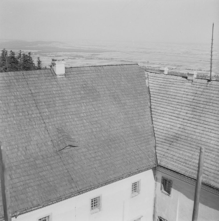 Roof of the monastery (prison) wing