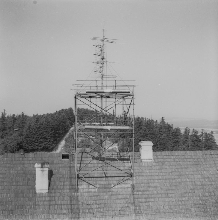 Antena stacji przekaźnikowej