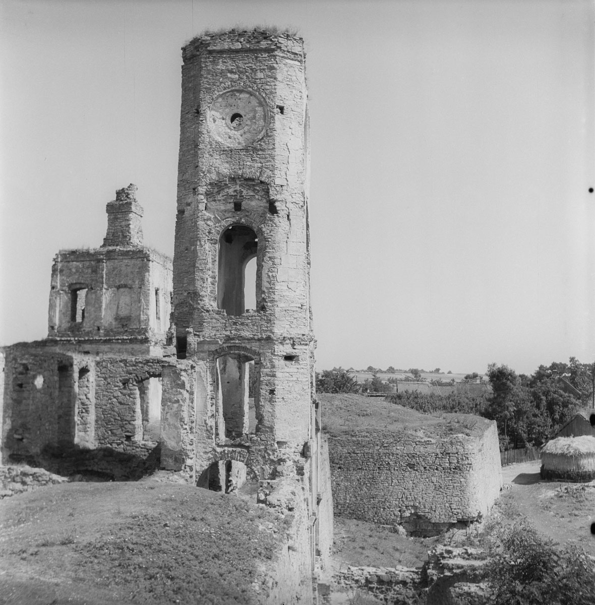 Castle – entry tower