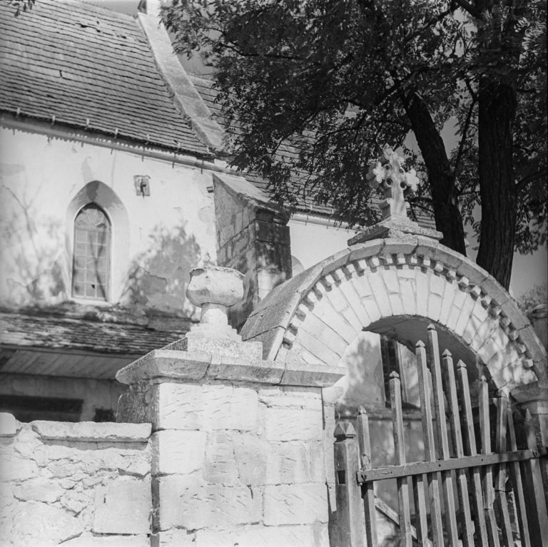 Fragment of the church – with the gate